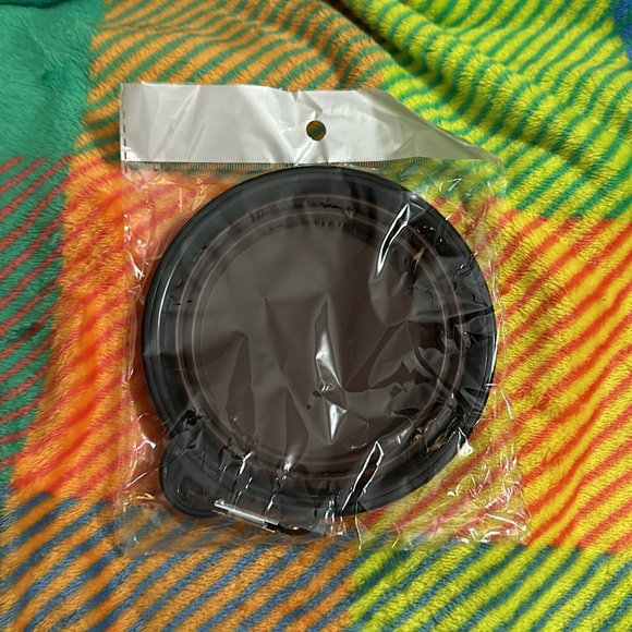 Clip On Collapsible Travel Water Bowl💧🐕 - Picture 6 of 9